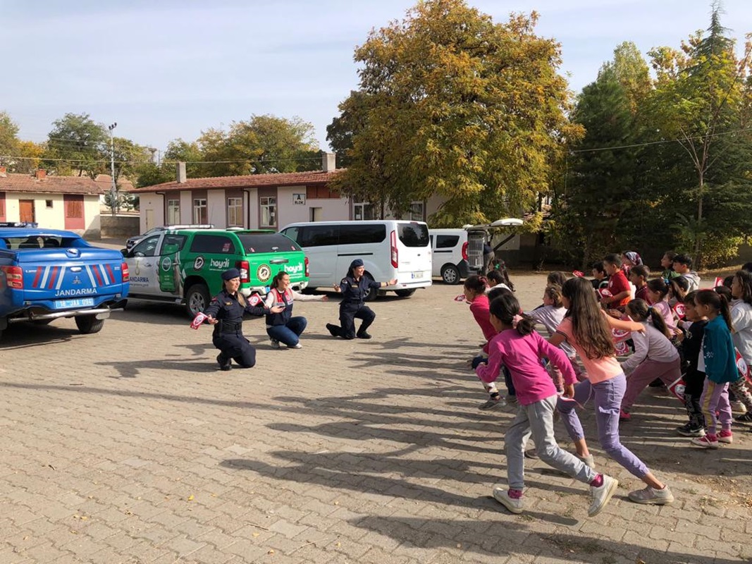 Cumhuriyetimizin 100. Yılında Jandarma Köy Okulları Etkinliği